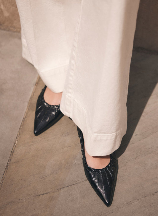 Arella Black Leather Flat Pumps