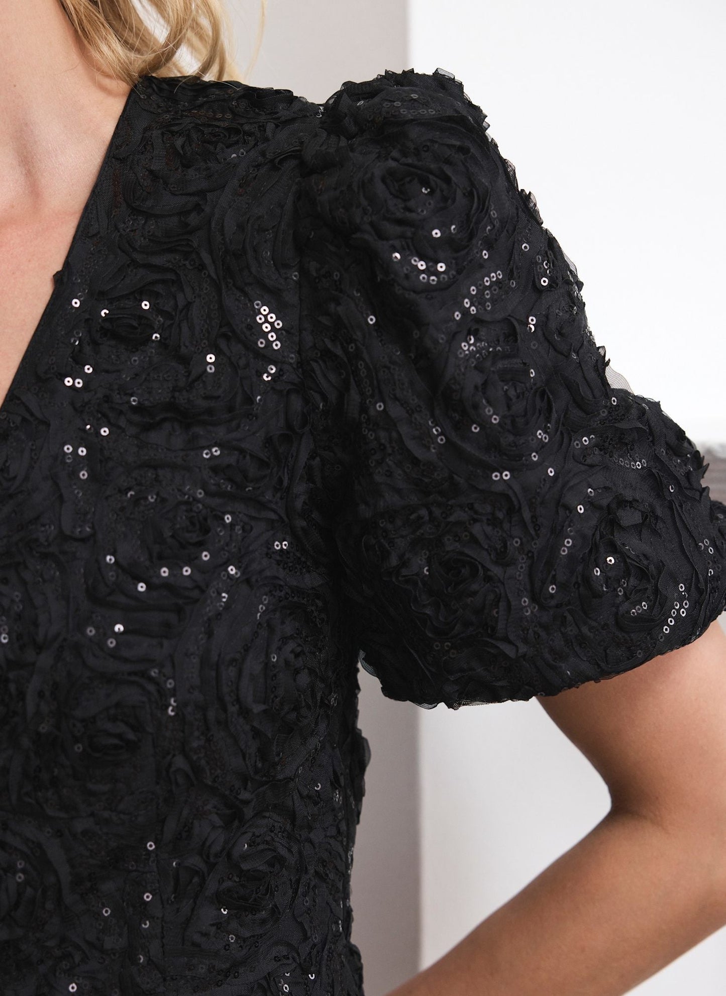 Black Embellished Puff Sleeve Sequin Top