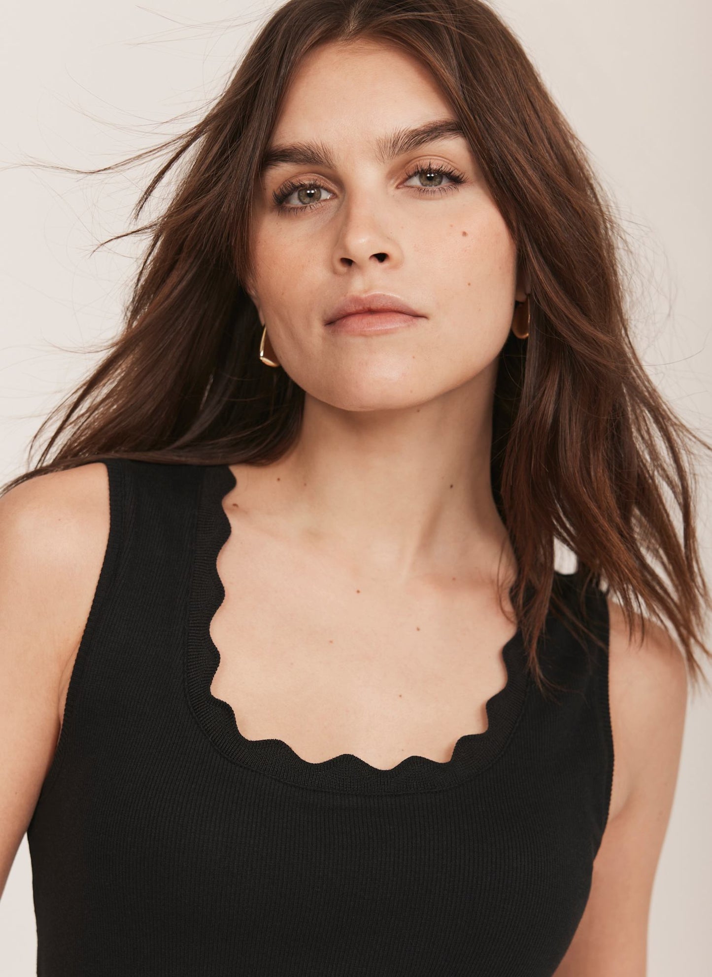 Black Scallop Trim Vest Top