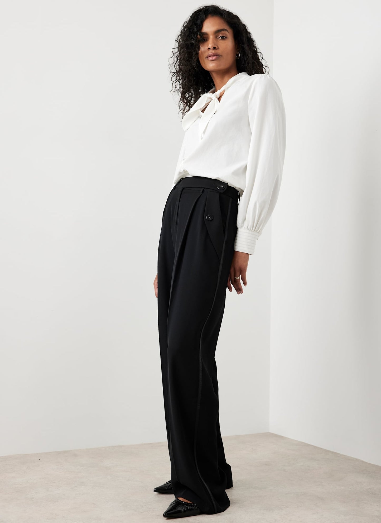 Black Tailored Wide Trousers