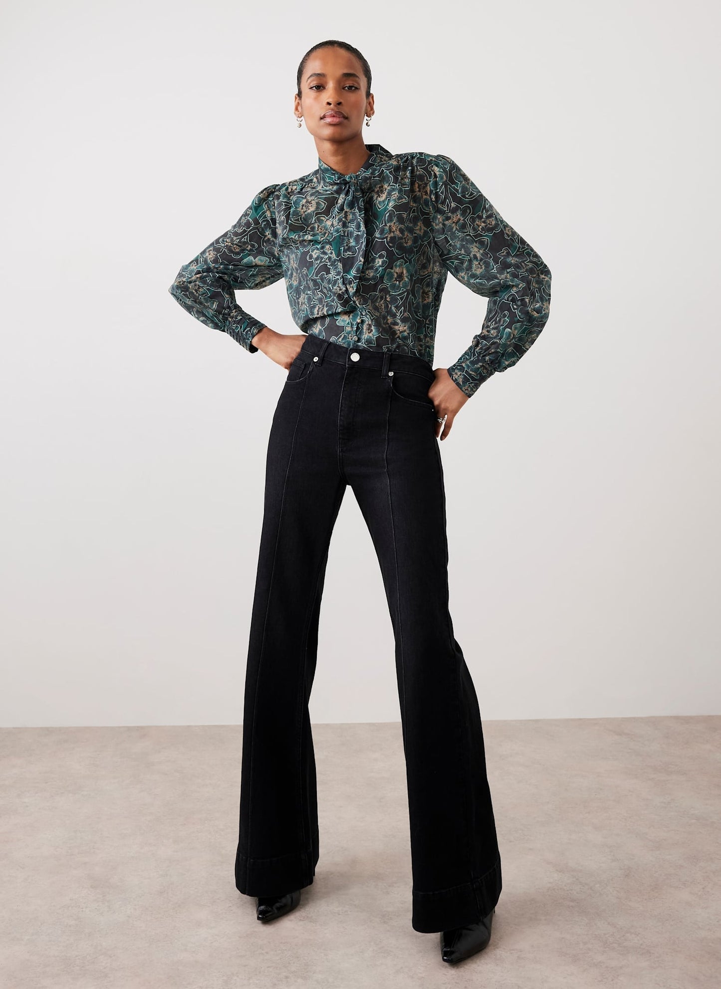 Green Floral Print Tie Neck Blouse