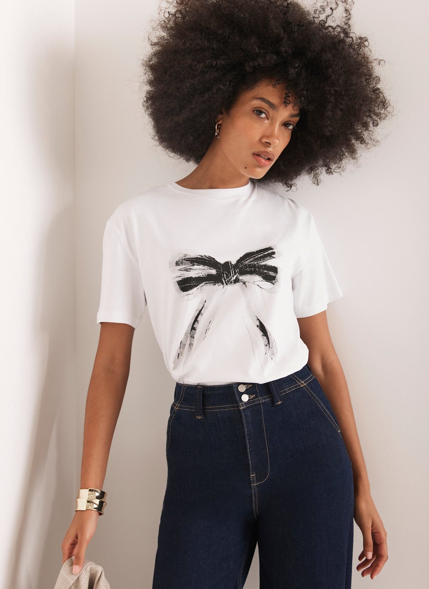 White Graphic Bow T-Shirt