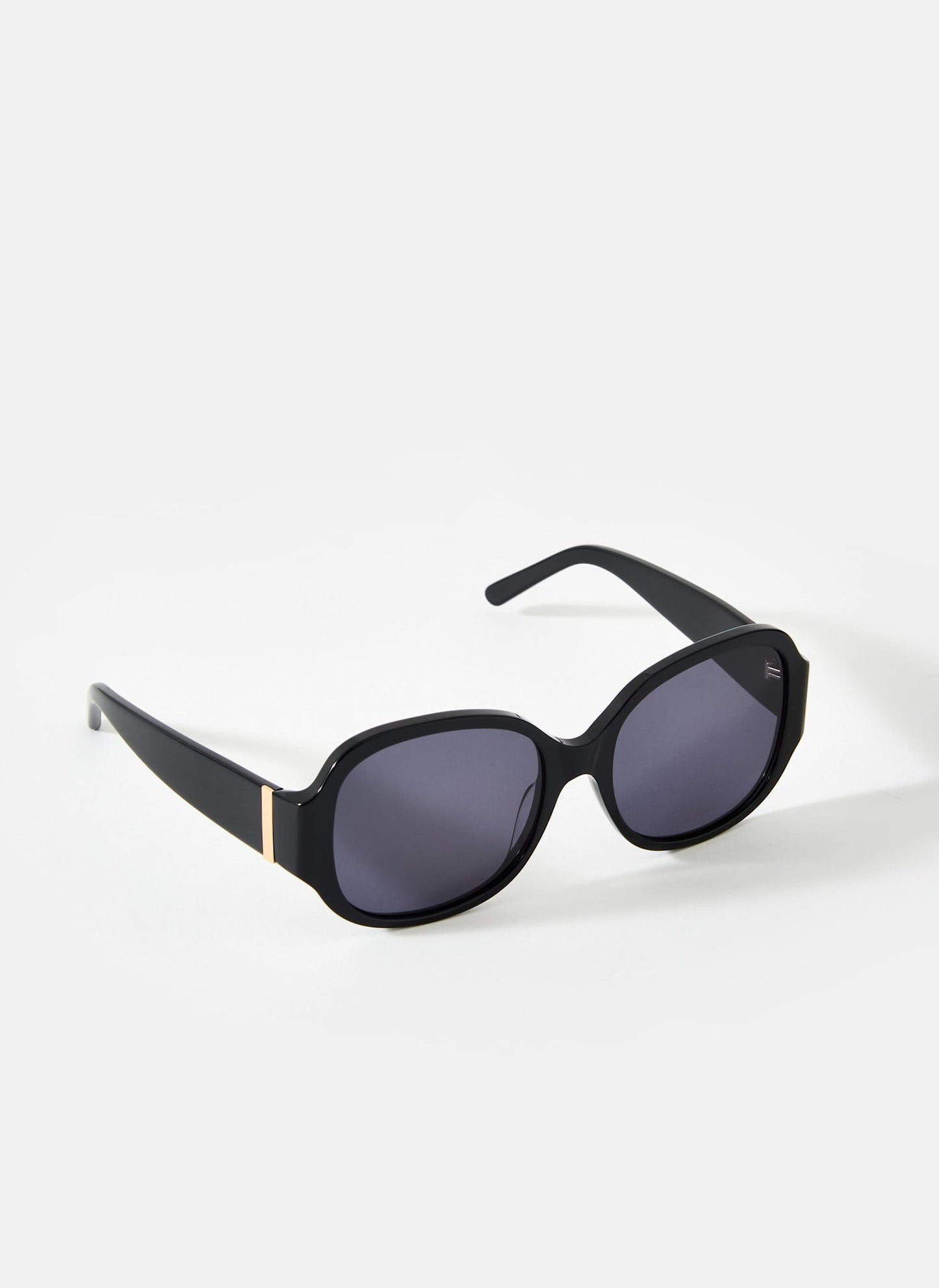 Black Round Sunglasses