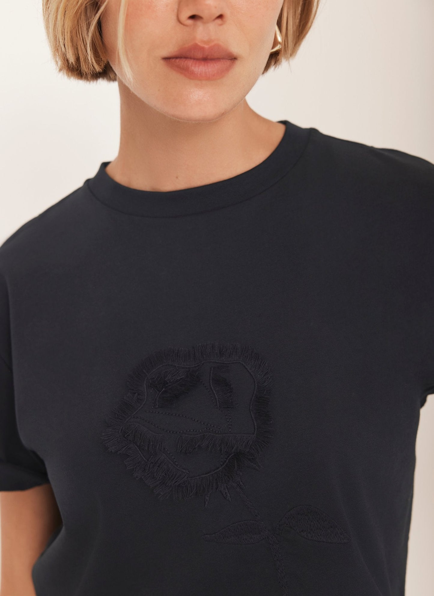 Navy Rose Motif T-Shirt