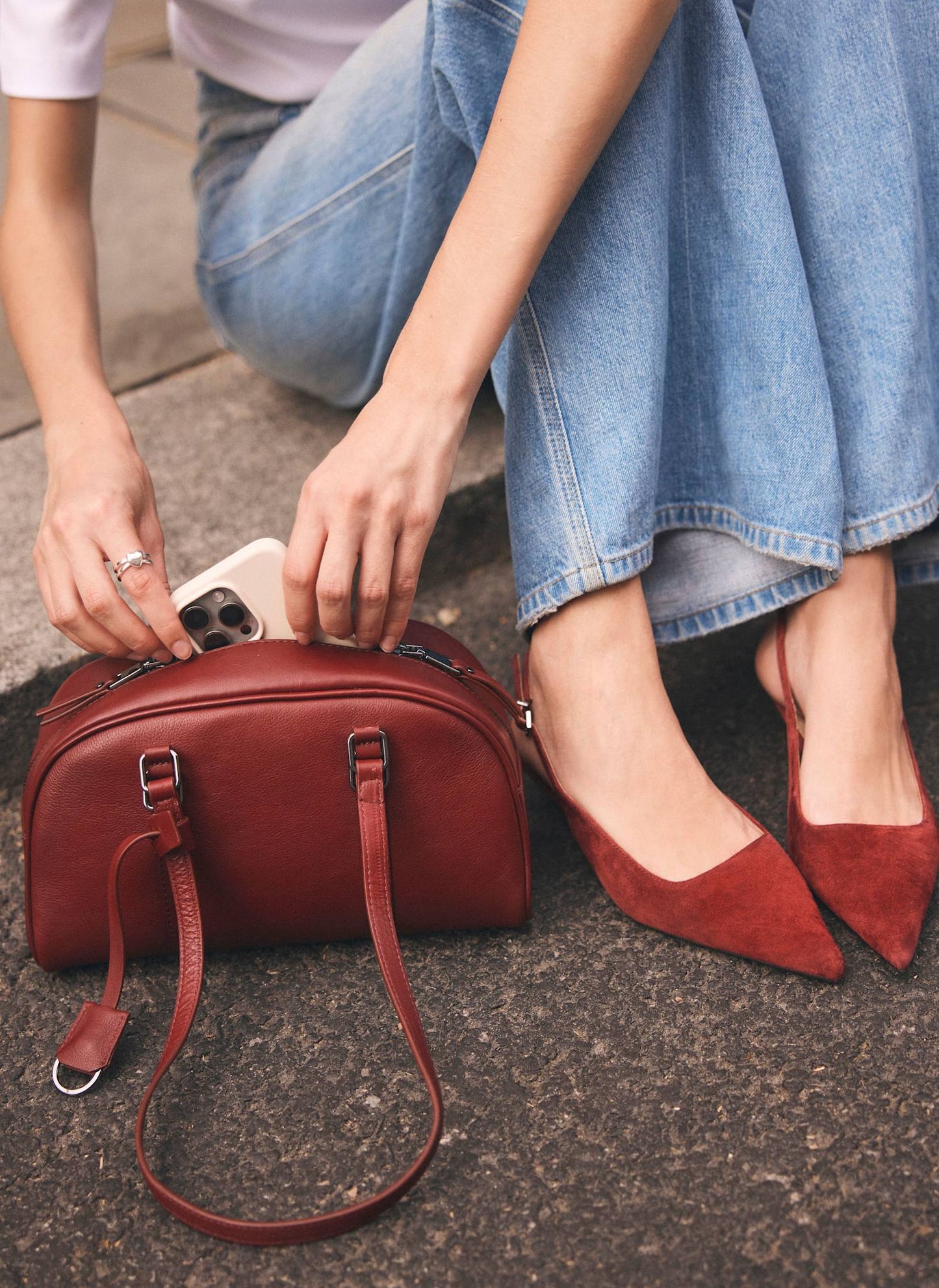 Otti Red Leather Shoulder Bag