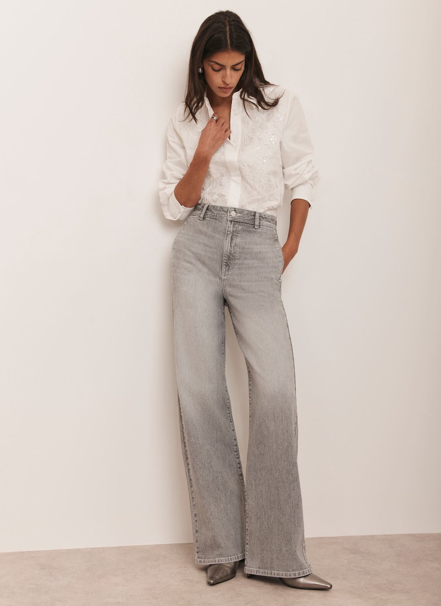Washed Grey Wide Jeans