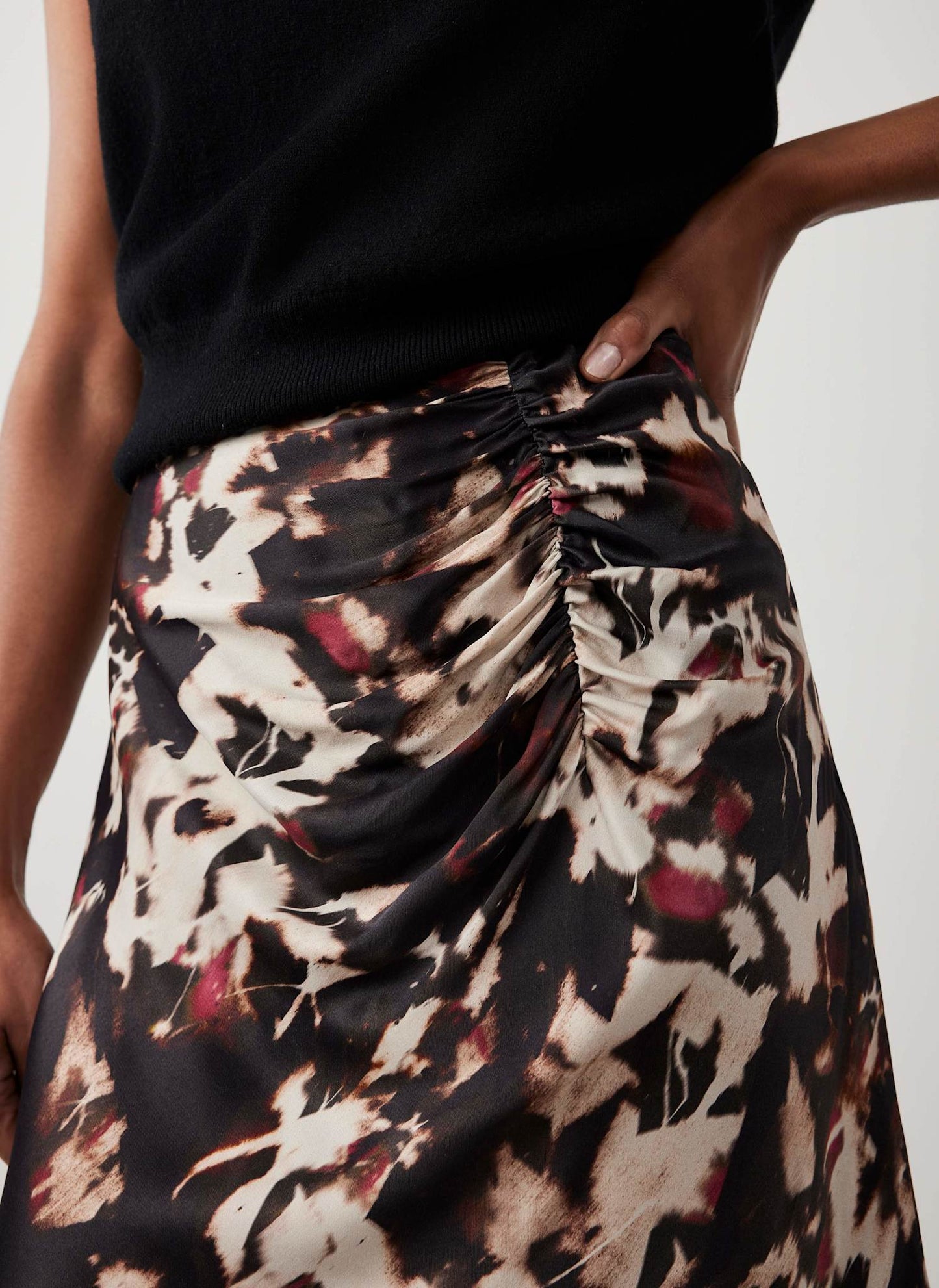 Burgundy Abstract Print Midi Skirt
