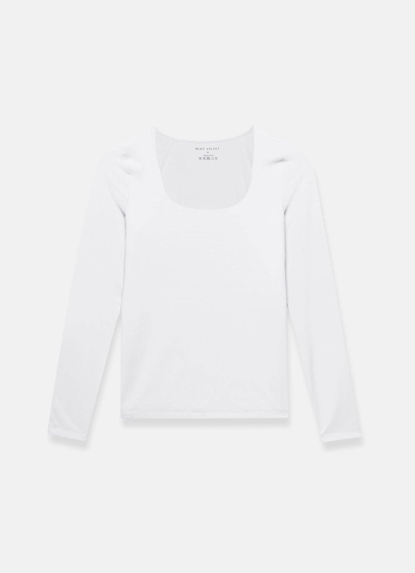 White Scoop Neck Long Sleeve Top