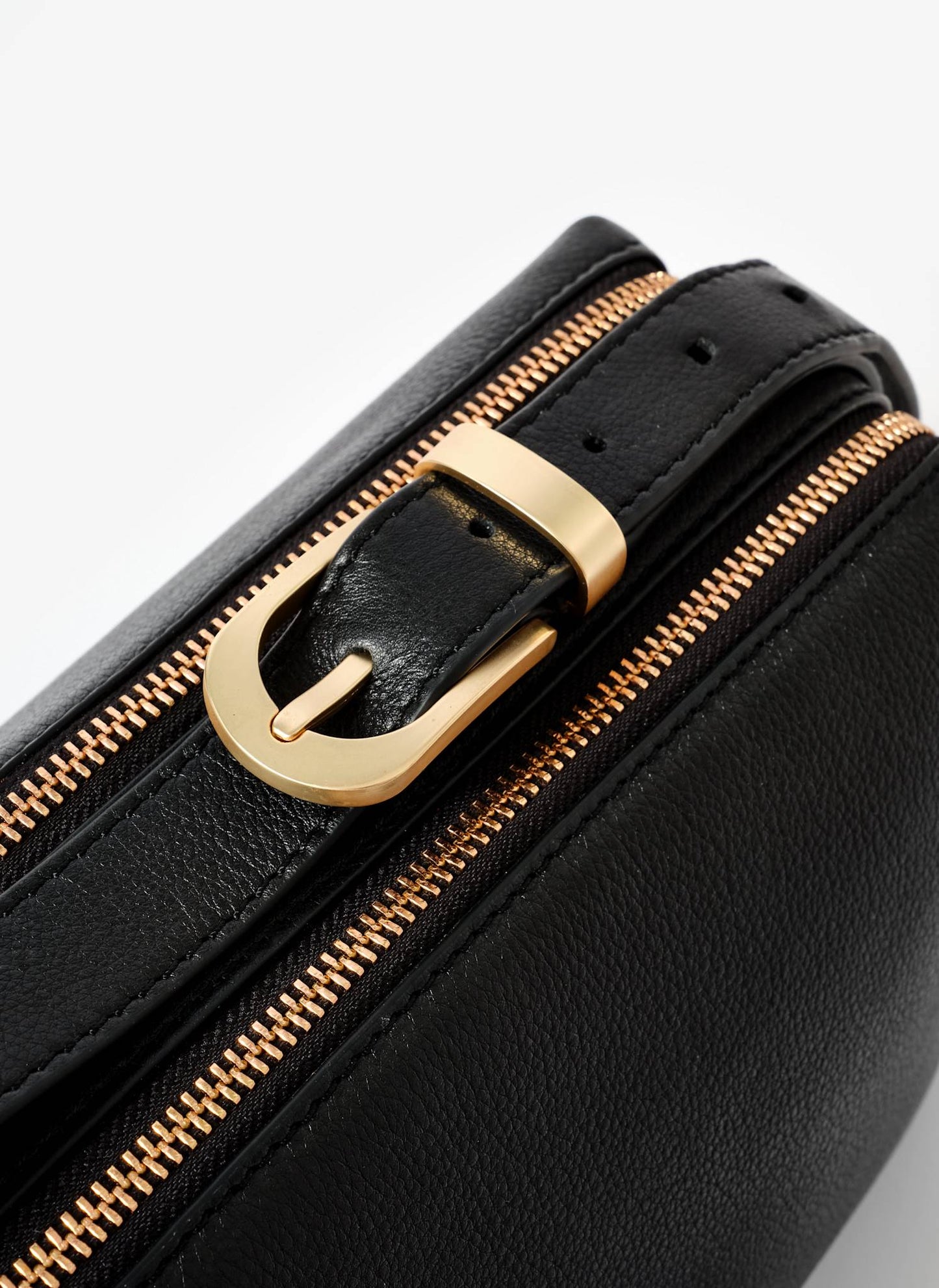 Safi Black Leather Shoulder Bag